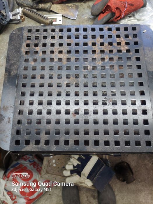 Wędzarnia,wędzarka do grila na zrębki.