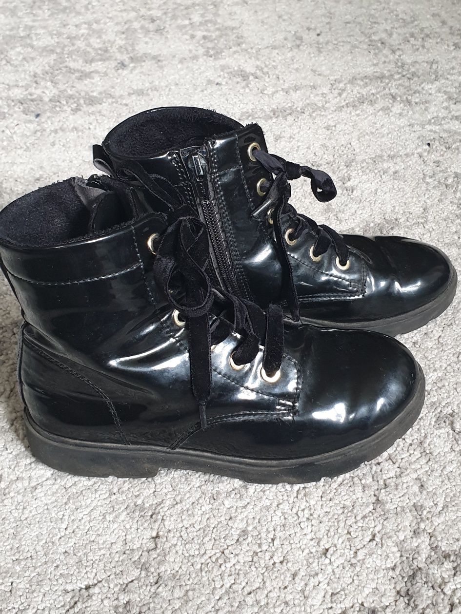 Lakierki glany buty wysokie botki trzewiki H&M