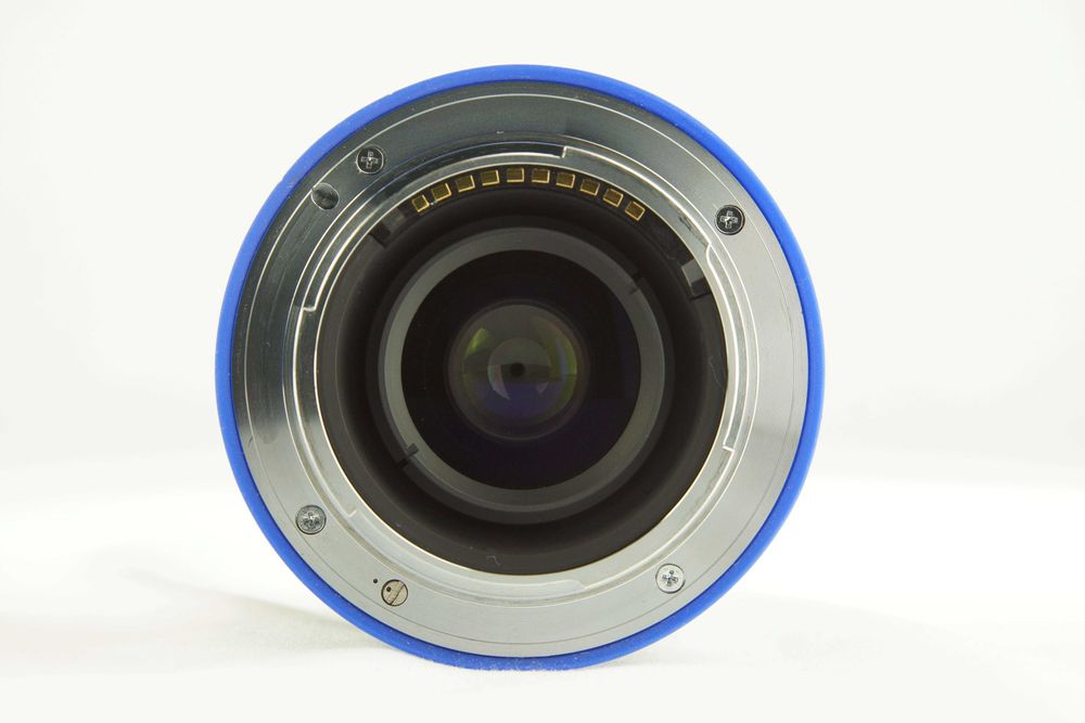 Obiektyw CARL ZEISS Loxia Biogon 35mm f/2 Japan 2/35 do Sony E + UV HD