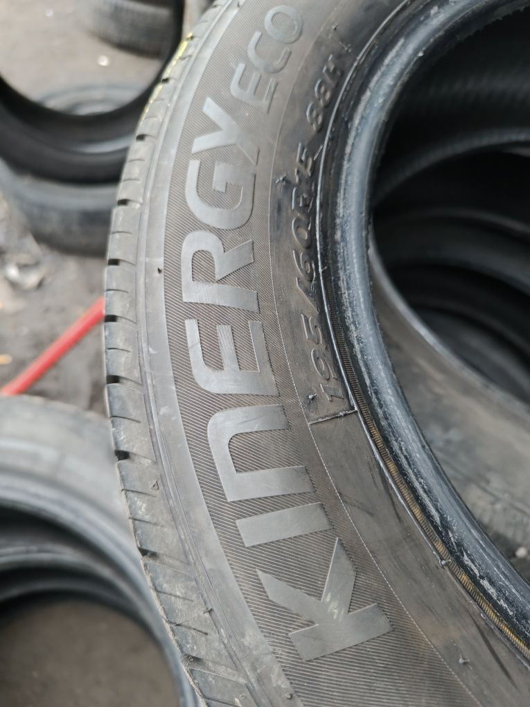 195/60 R15 Continental, Hankook