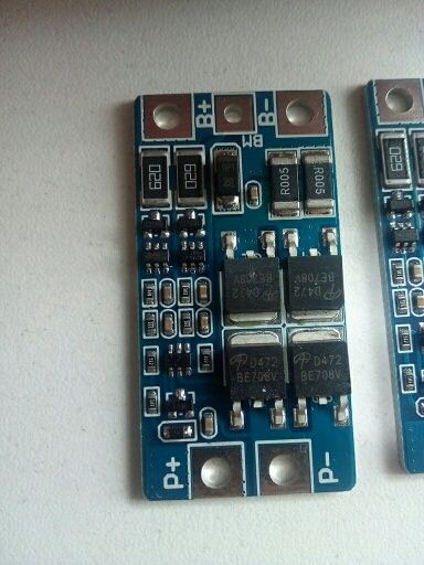 Плата BMS 2S 10 A 8.4V с балансировкой