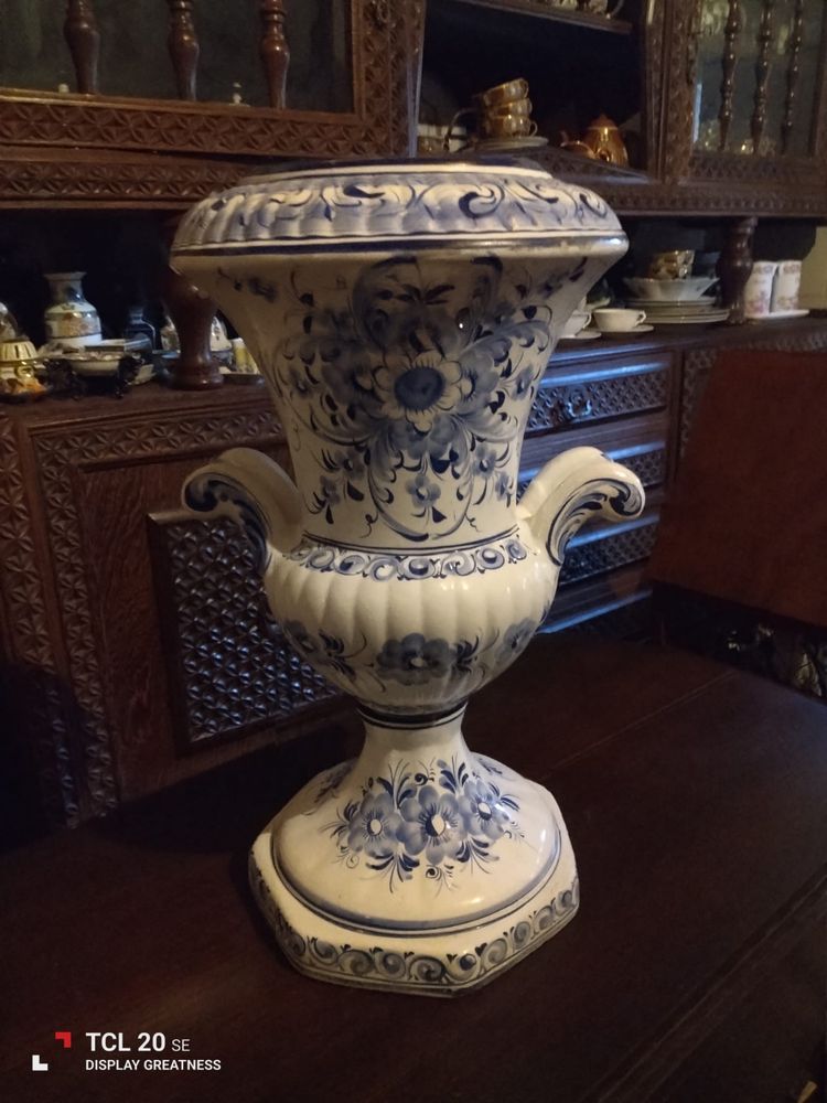Vaso grande, louça portuguesa