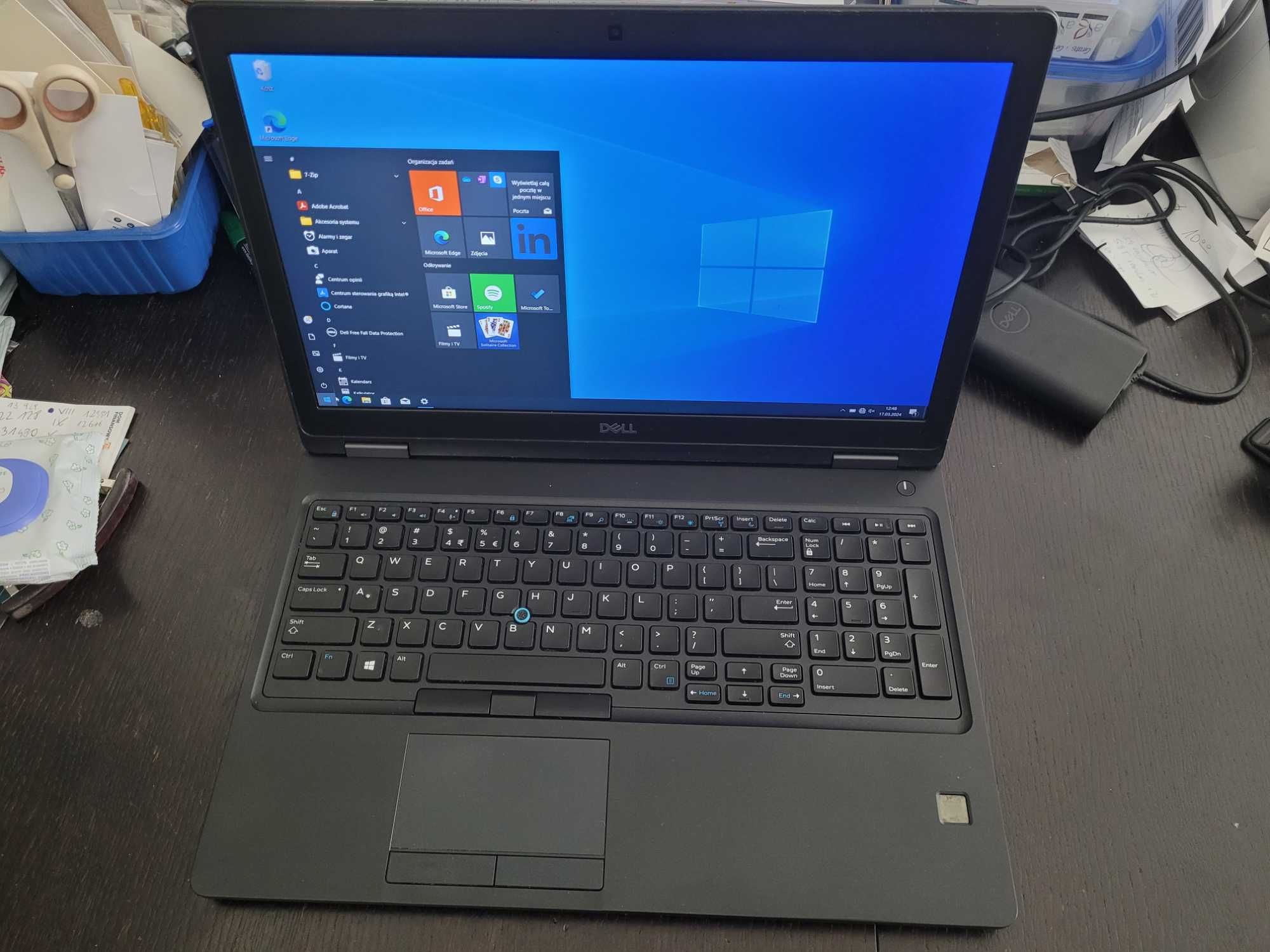 Laptop Dell 5590 15,6" Intel Core i5 8GB / 256 GB.