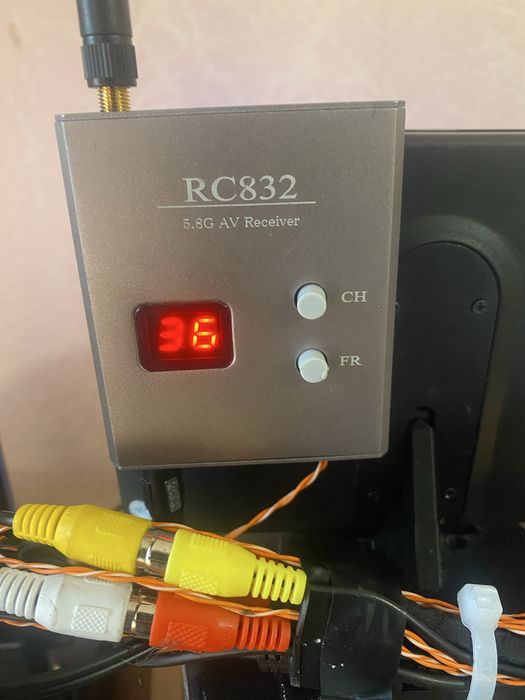 FPV відеоприймач RC832 48ch 5.8GHz  з монітором