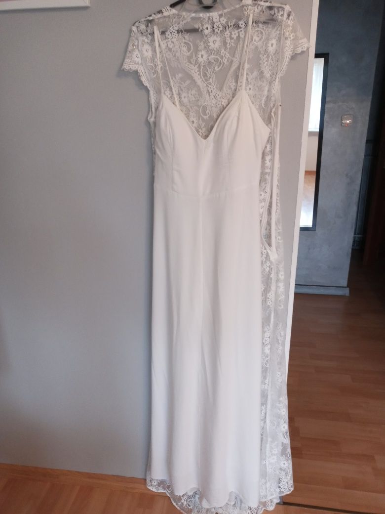 Długa sukienka ślubna