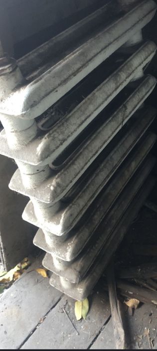 Продам чугунные батареи