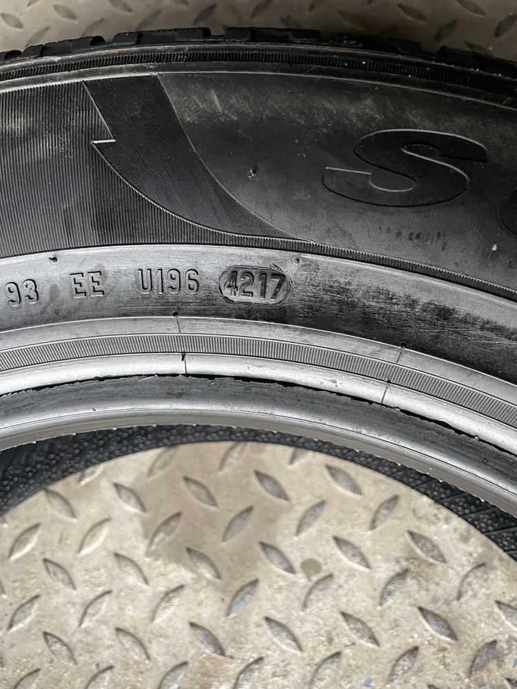 4x OPONY ZIMOWE Pirelli ScorpionWinter 215/65/17 99H !