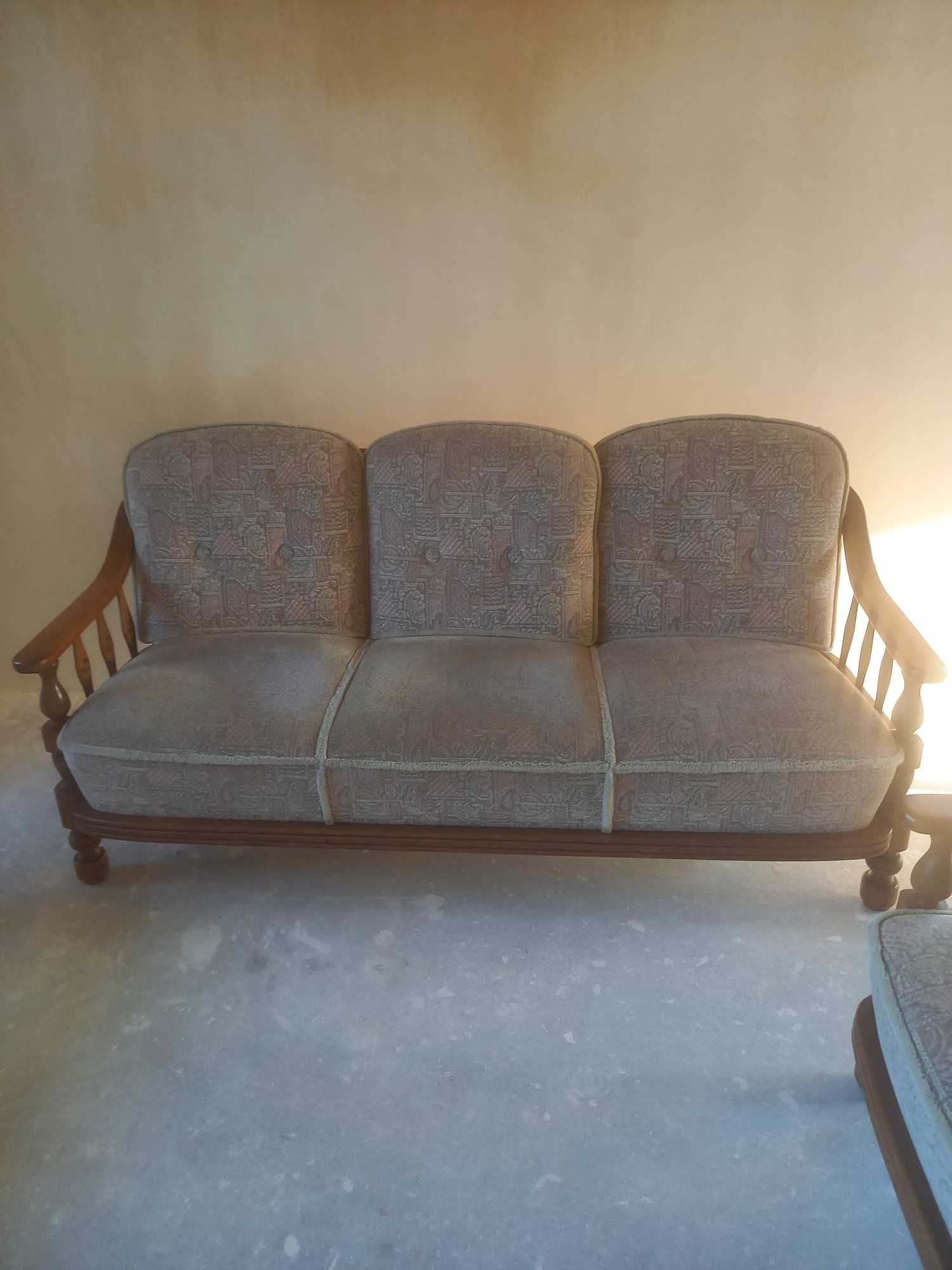 Piękny komplet wypoczynkowy retro do salonu