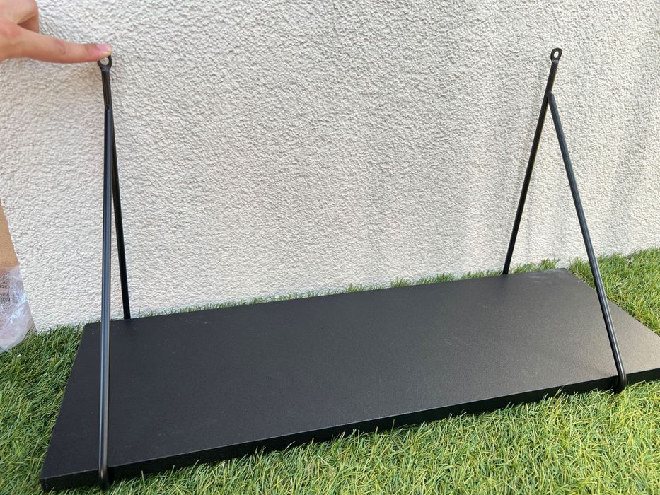 Nowoczesna półka ścienna