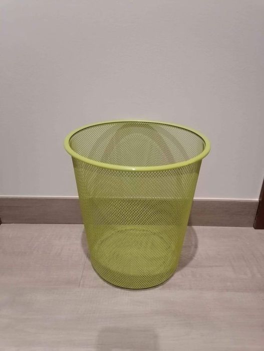 Caixote do lixo de secretária