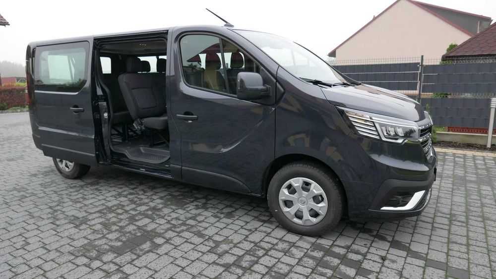 Wynajem busów 9 osób, wypożyczalnia dostawczych samochodów Renault