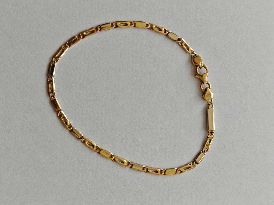 Bransoletka złota, próba 585. Długość 20,5cm.