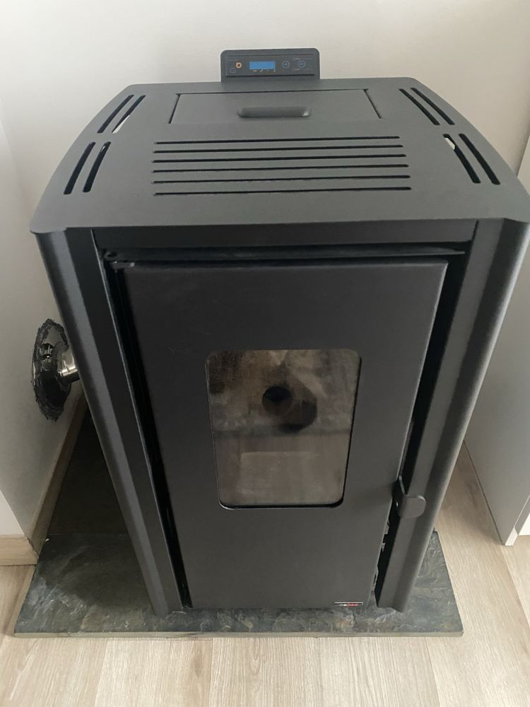 Salamandra Pellets Redpod FIRST 6kW