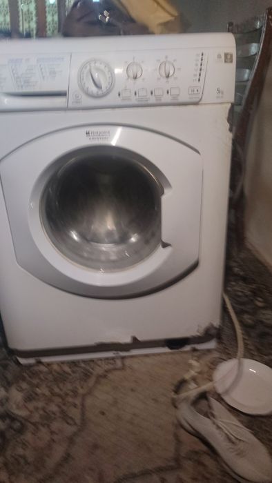 Продам Б/У стиральную машинку