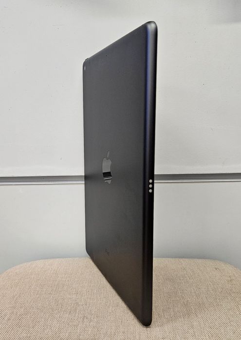 ipad 8th 32gb Батарея 100% 10.2 Wi Fi A2270 2020 року