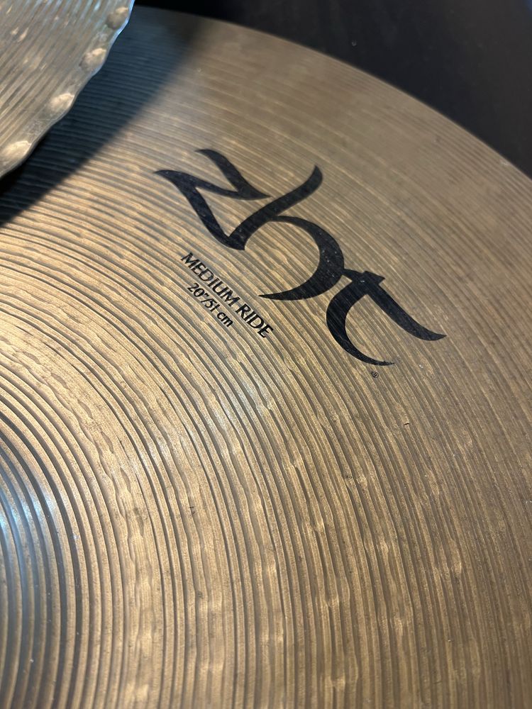 Pack 3 Pratos Bateria Zildjian ZHT Hi Hats Ride