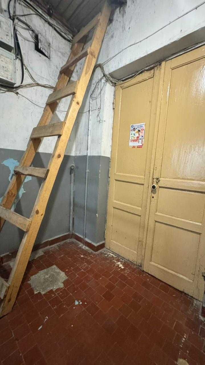 Продам кімнату у будинку готельного типу