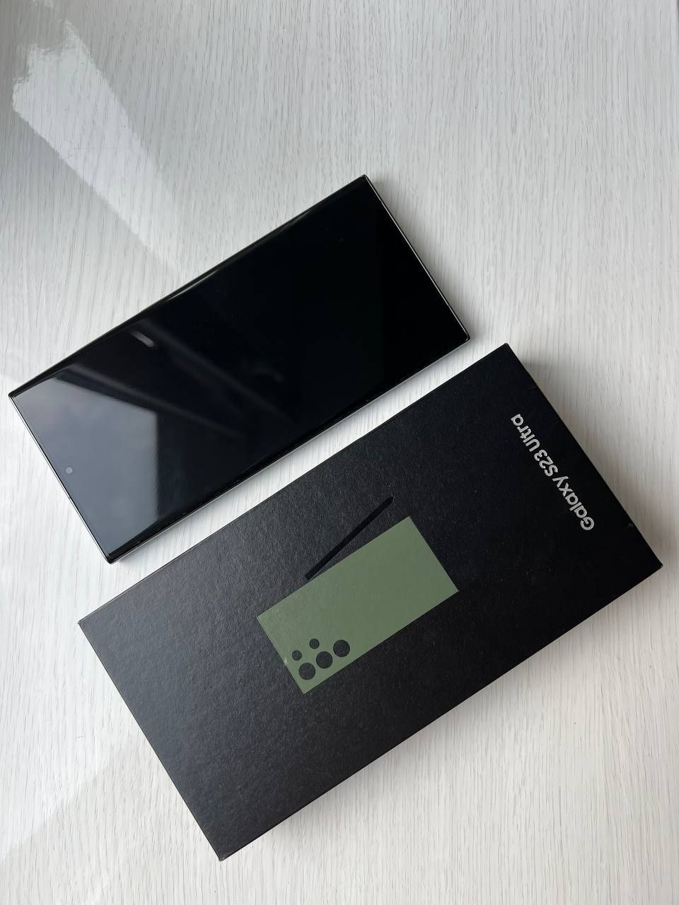 Samsung s23 ultra 12/256(під завдатком)
