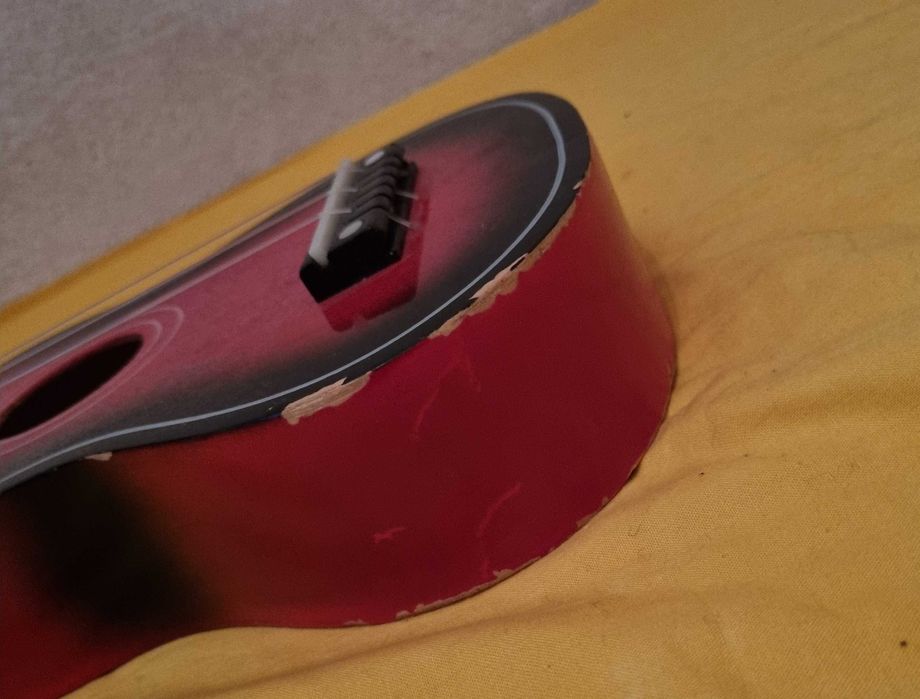Viola Pequena usada pequenas marcas falta umas cordas ver fotos