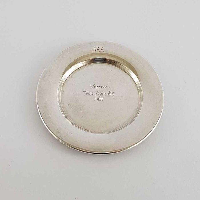 Srebrna patera pamiątkowa Zamek Trolle-Ljungby - Szwecja z lat 50-tych