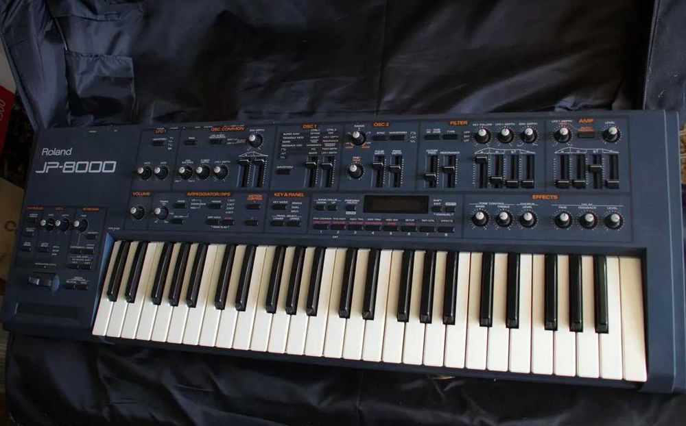 Roland JP-8000 torg