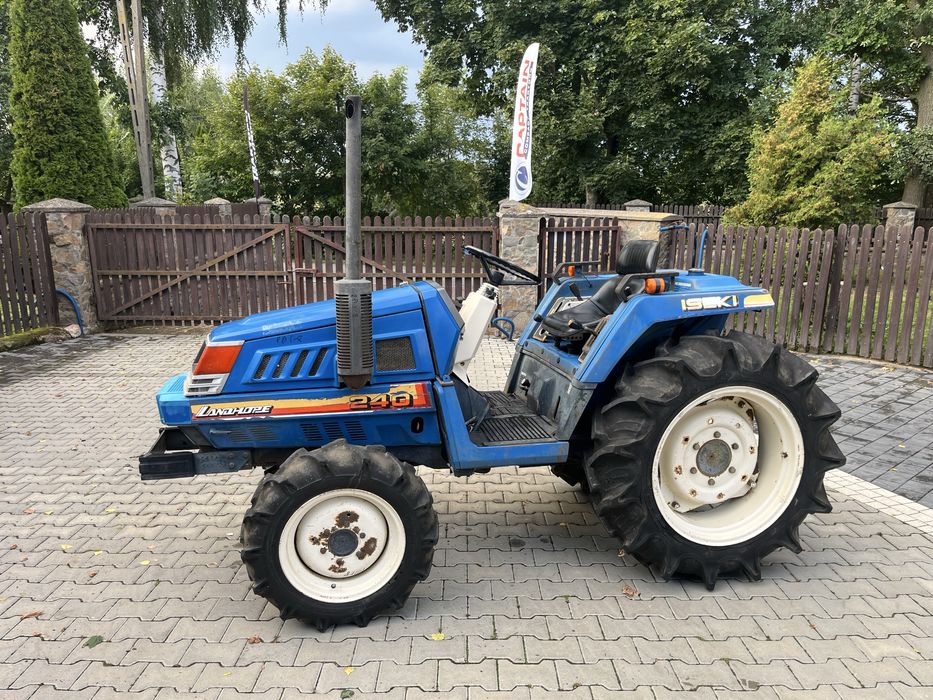 Traktorek iseki tu 240 4x4 24 km wspomaganie walek wom ladny stan