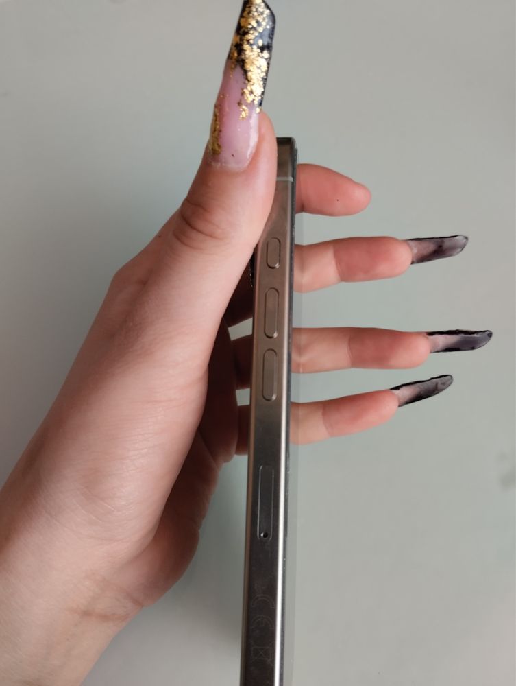 Iphone 16 pro z gwarancją