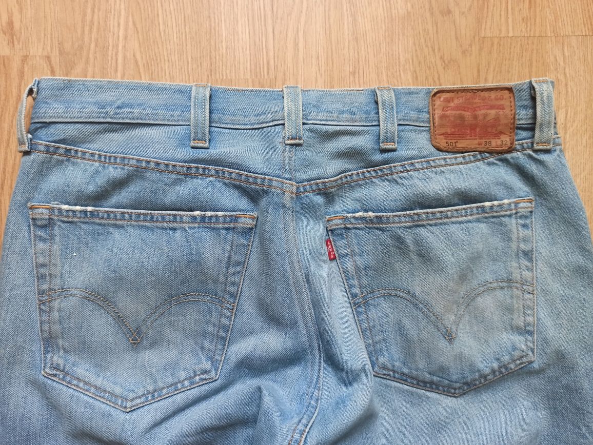 Джинсы Levi's 501