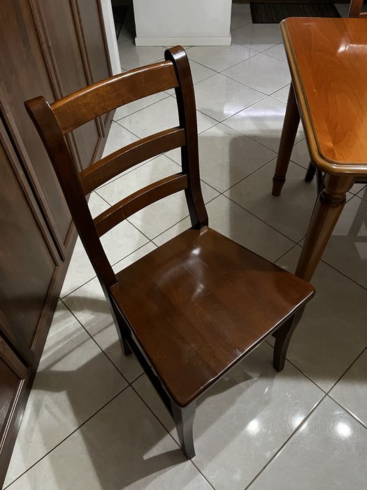 Komplet menli do jadalni - stół z krzesłami, szafa, komoda i lustro