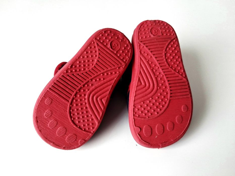 Kapcie ocieplane na rzepy