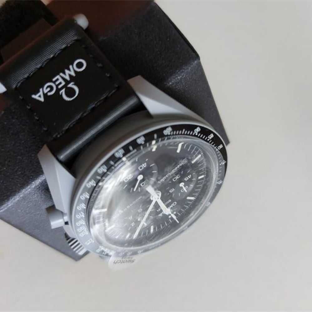 Omega x Swatch Moon SO33M100
