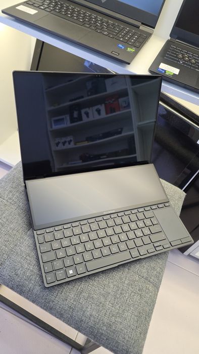 Asus zenbook Pro 14 duo i9 rtx4050