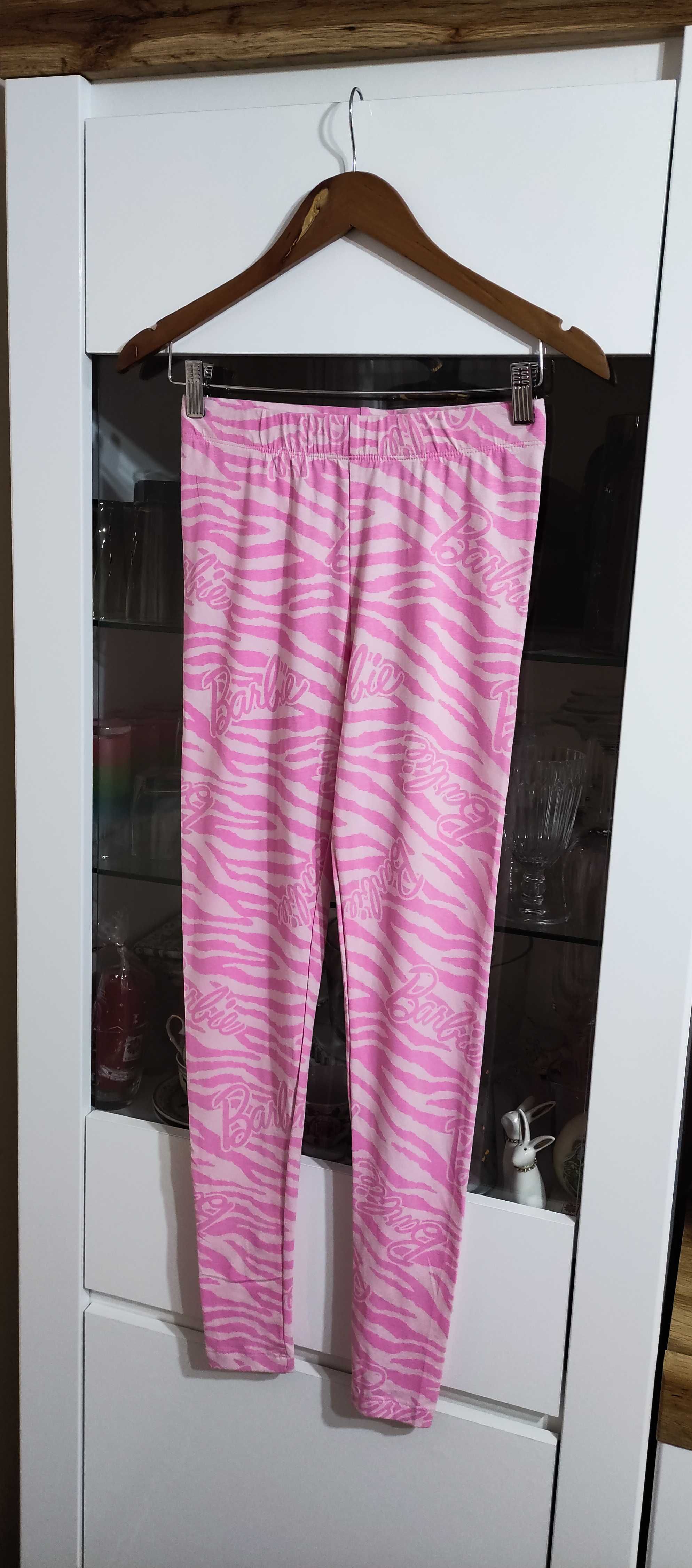 Legginsy Barbie spodnie różowe pudrowe cukierkowe zebra Primark
