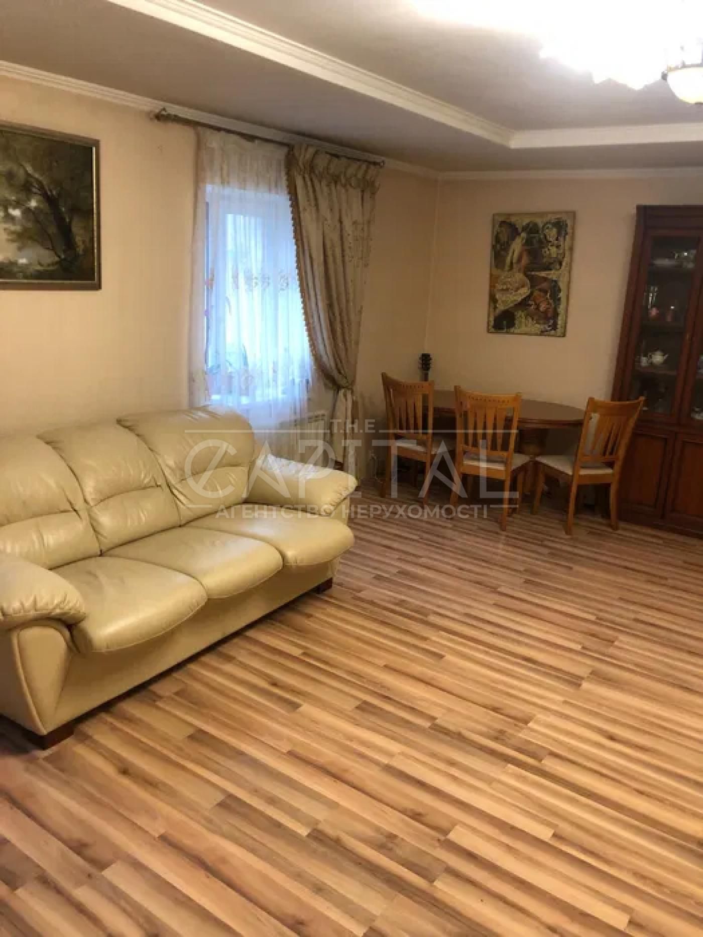 Продаж 3-поверхового будинку в с. Лісники, Києво-Святошинський р-н