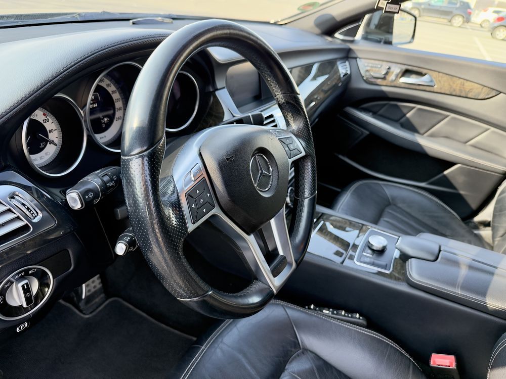 Mercedes-Benz CLS W218 350cdi AMG Shooting Brake