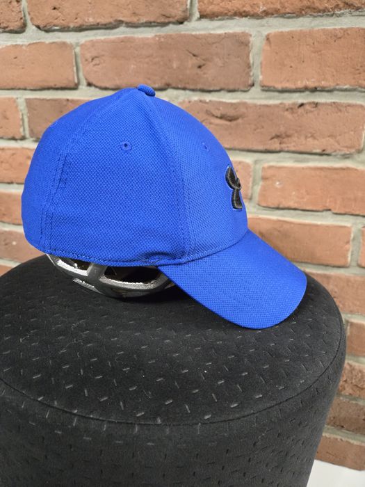 Czapka z daszkiem Under Armour Blitzing bejsbolówka M/L Classic fit