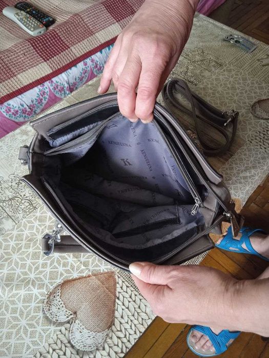 Сумка женская. Немножко б/у.