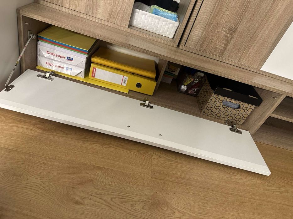 3 szafki brązowo-białe