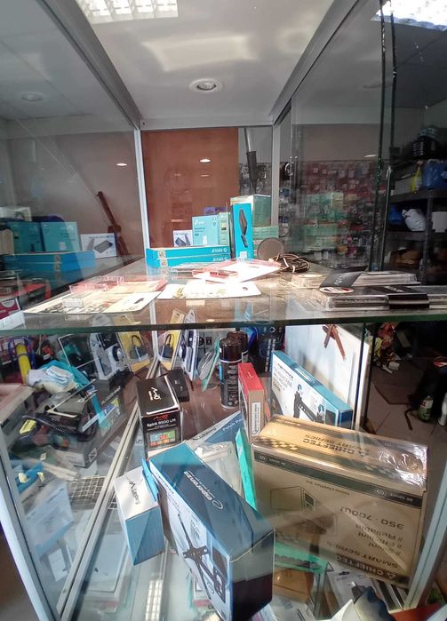 Gablota szklana/Witryna sklepowa profesionalna