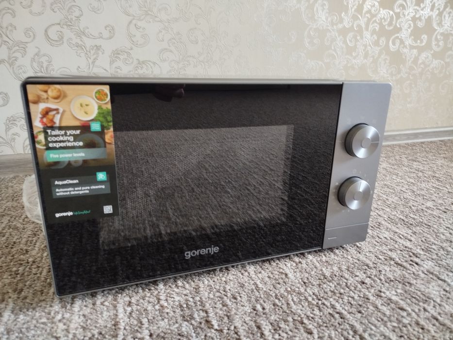 Мікрохвильова піч (НВЧ) Gorenje MO20E1T4