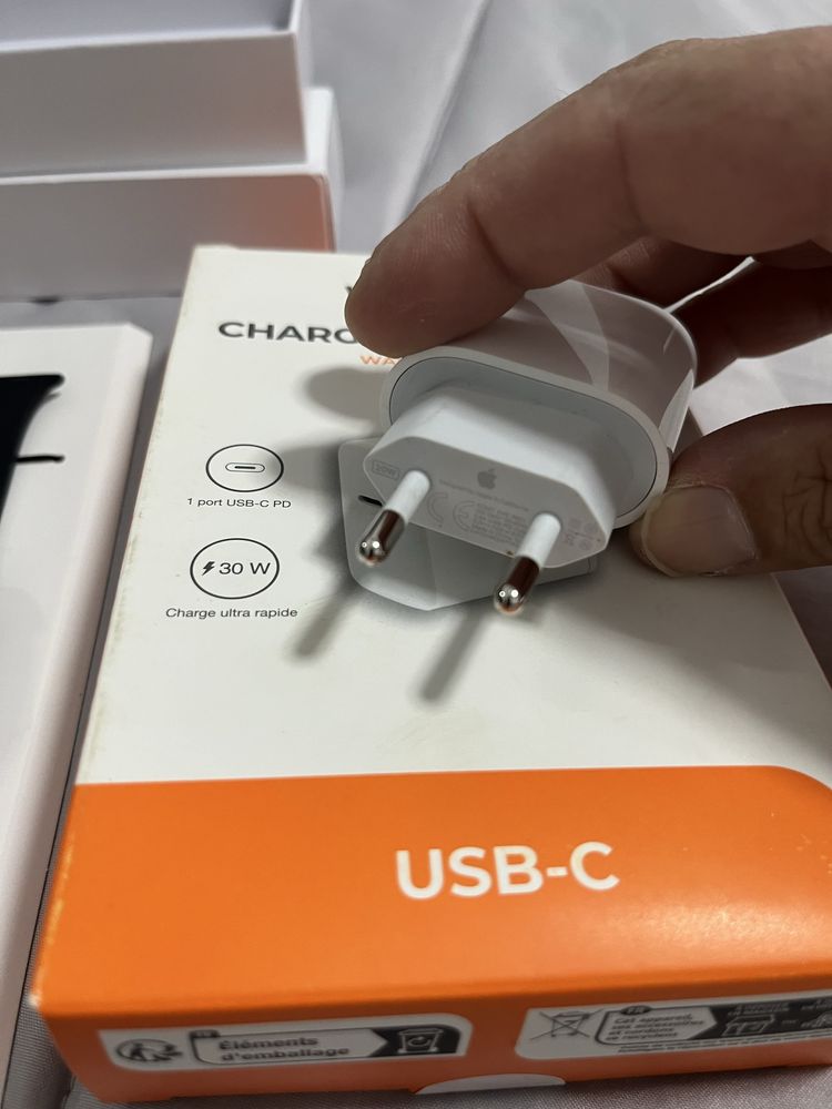 APPLE Watch ultra 2 GPS + Celular… 4 braceletes e carregador de 30w