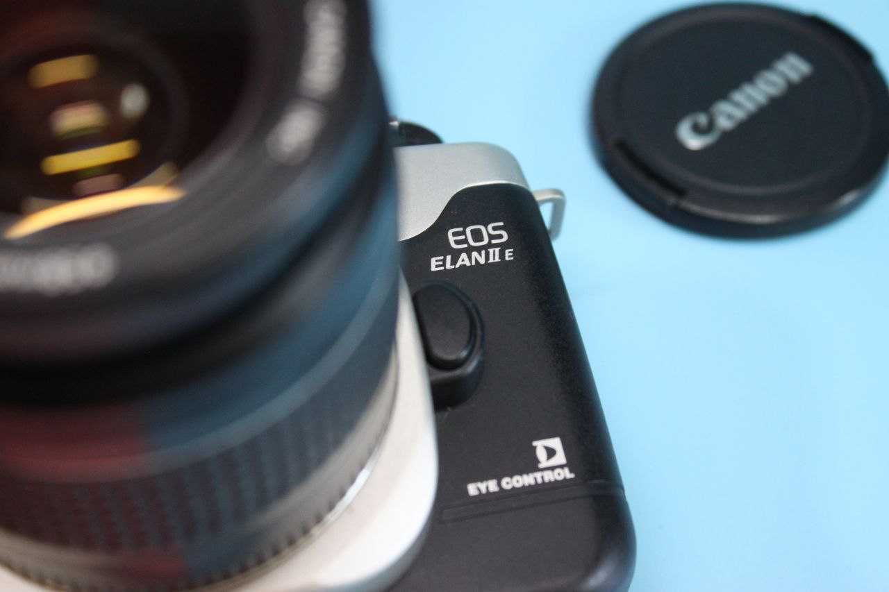Фотокамера Canon EOS Elan 7IIE + Canon Zoom 35-80mm f/3.5-5.6 lll