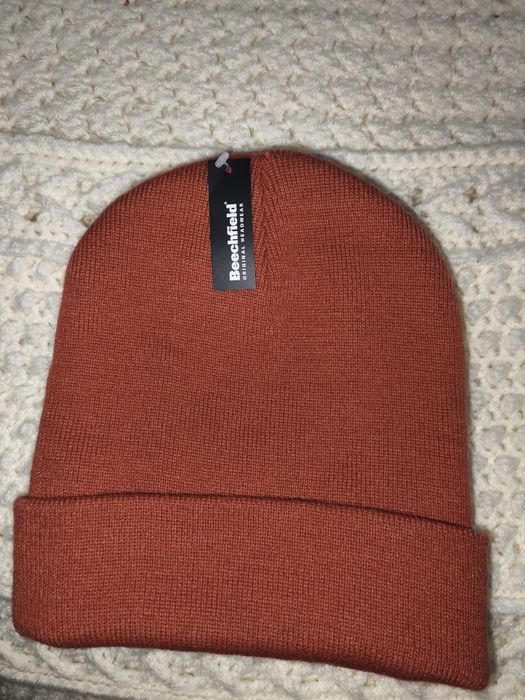 Теракотова жіноча демісезонна шапка