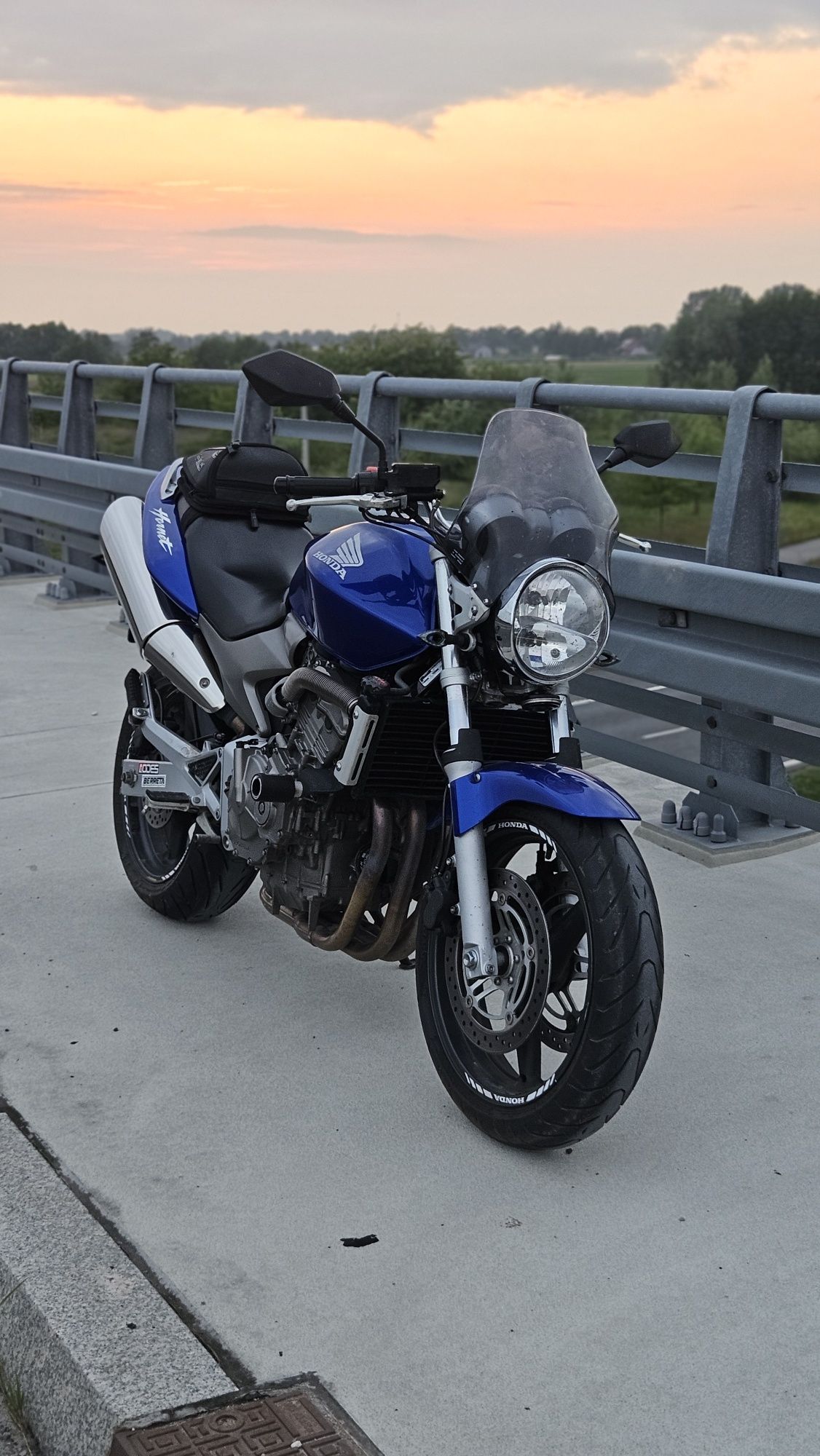 Honda Hornet PC36 600CM³