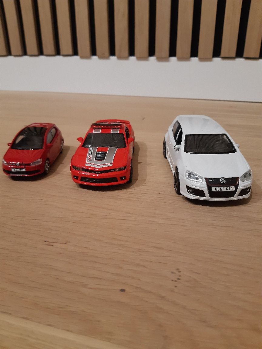 Zabawki metalowe auta