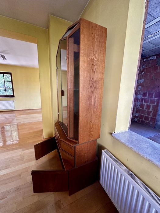 Vintage witryna z przeszkolnymi drzwiczkami z zestawu