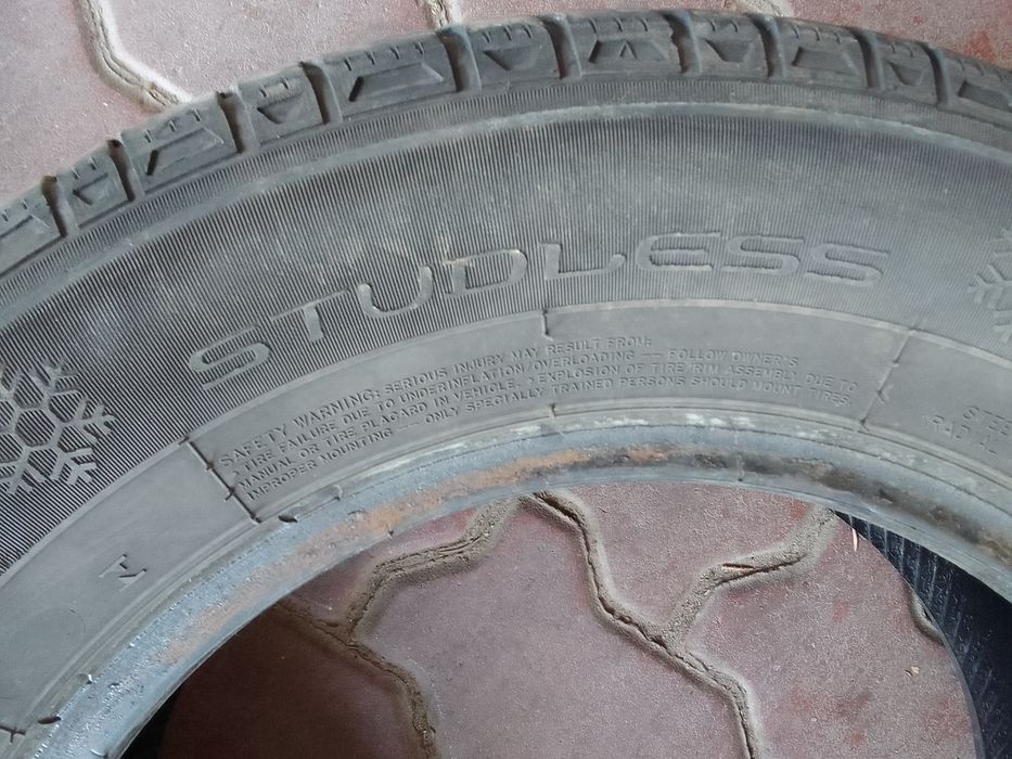 Opona zimowa 215/65r15C MIRAGE 2022r