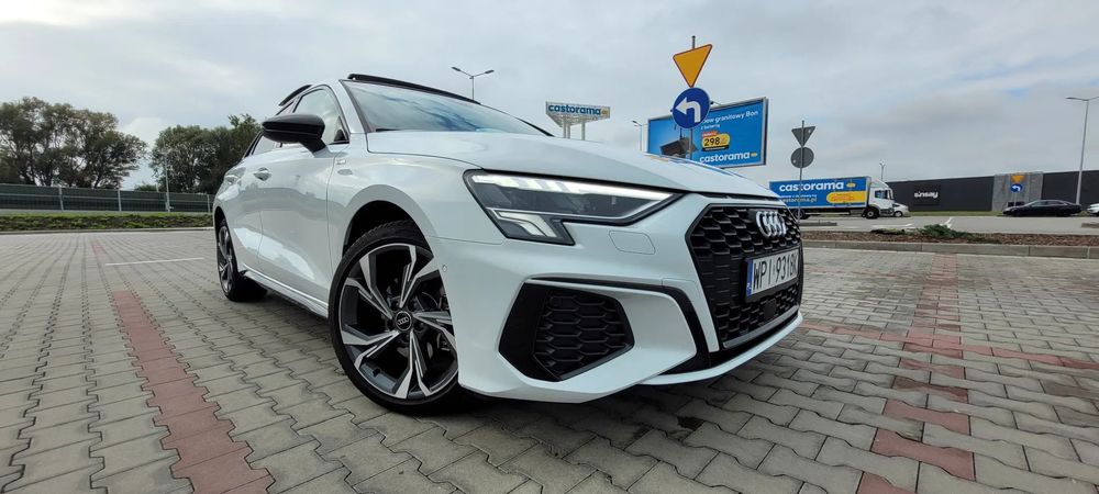 Audi A3 40 TFSI e, Full S-line, LED, Panorama, ParkAssist Niski Przebieg