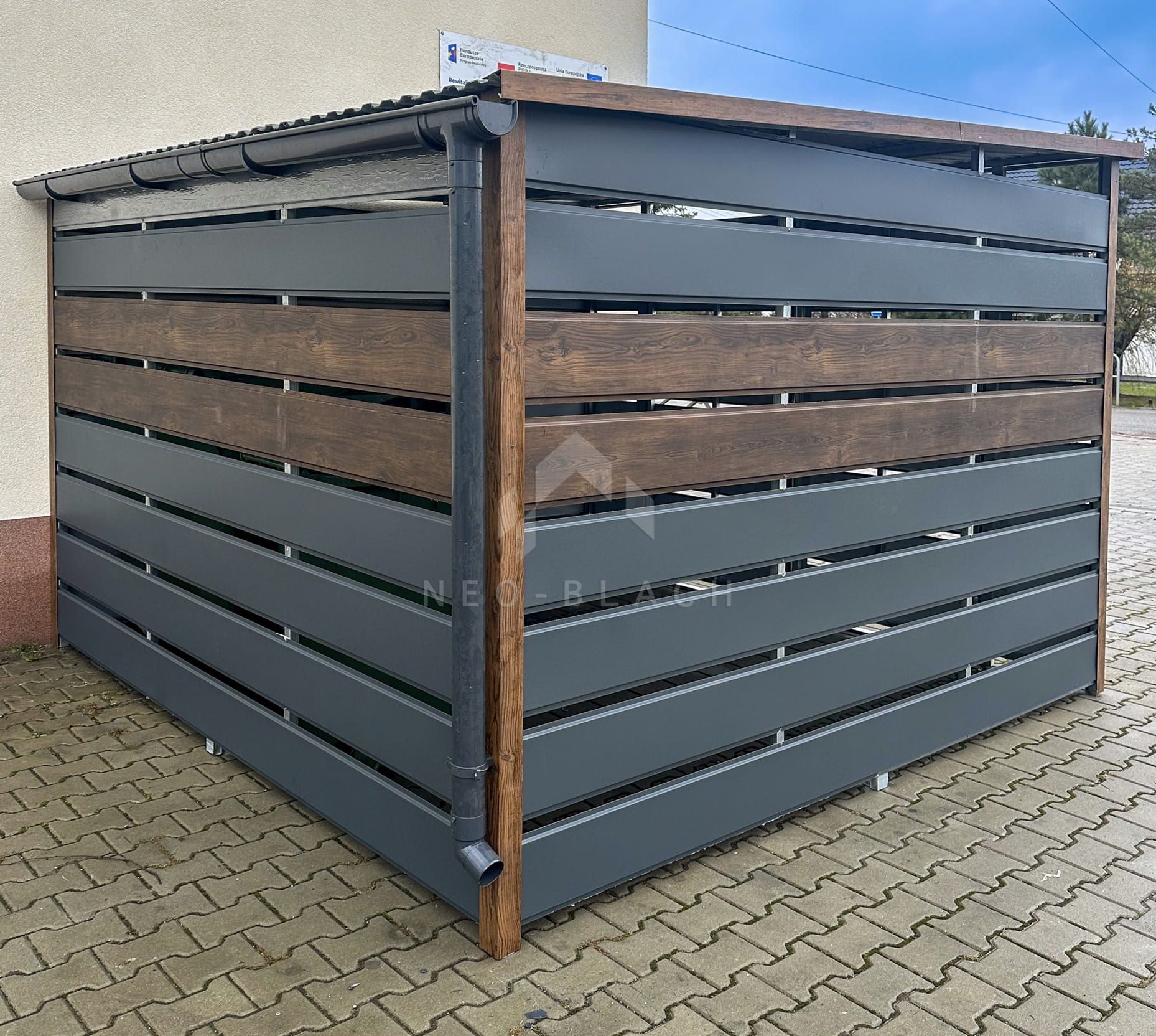 Wiata Śmietnikowa - Schowek 3X3M - Antracyt - Drewnopodbny  Nb106