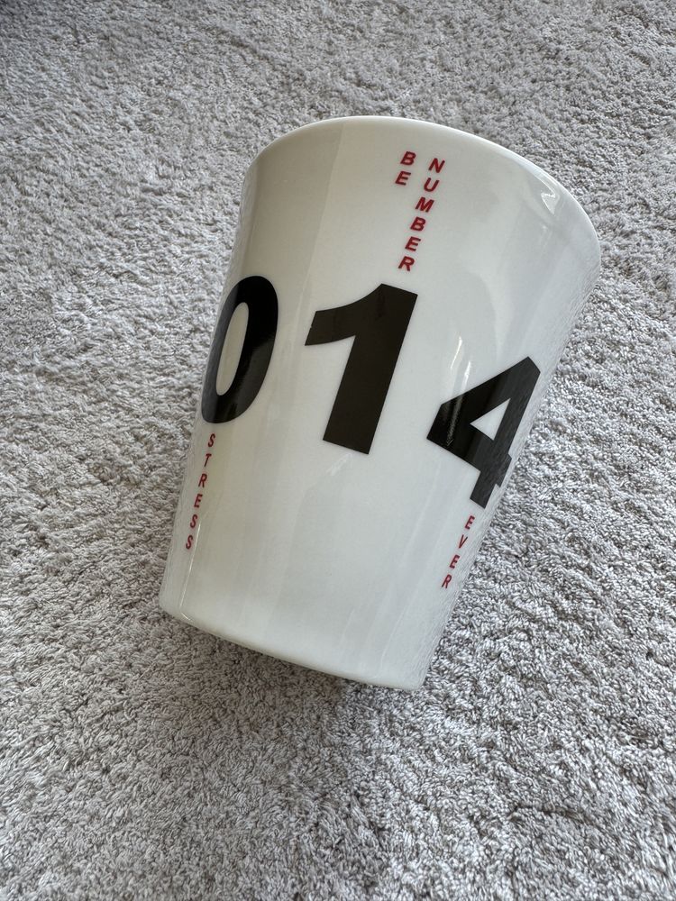 Kubek Random porcelana ćmielów design studio